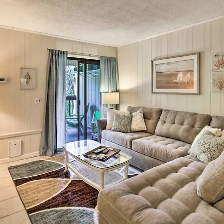 Hilton Head Villa - Walk To Beach And Restaurants!